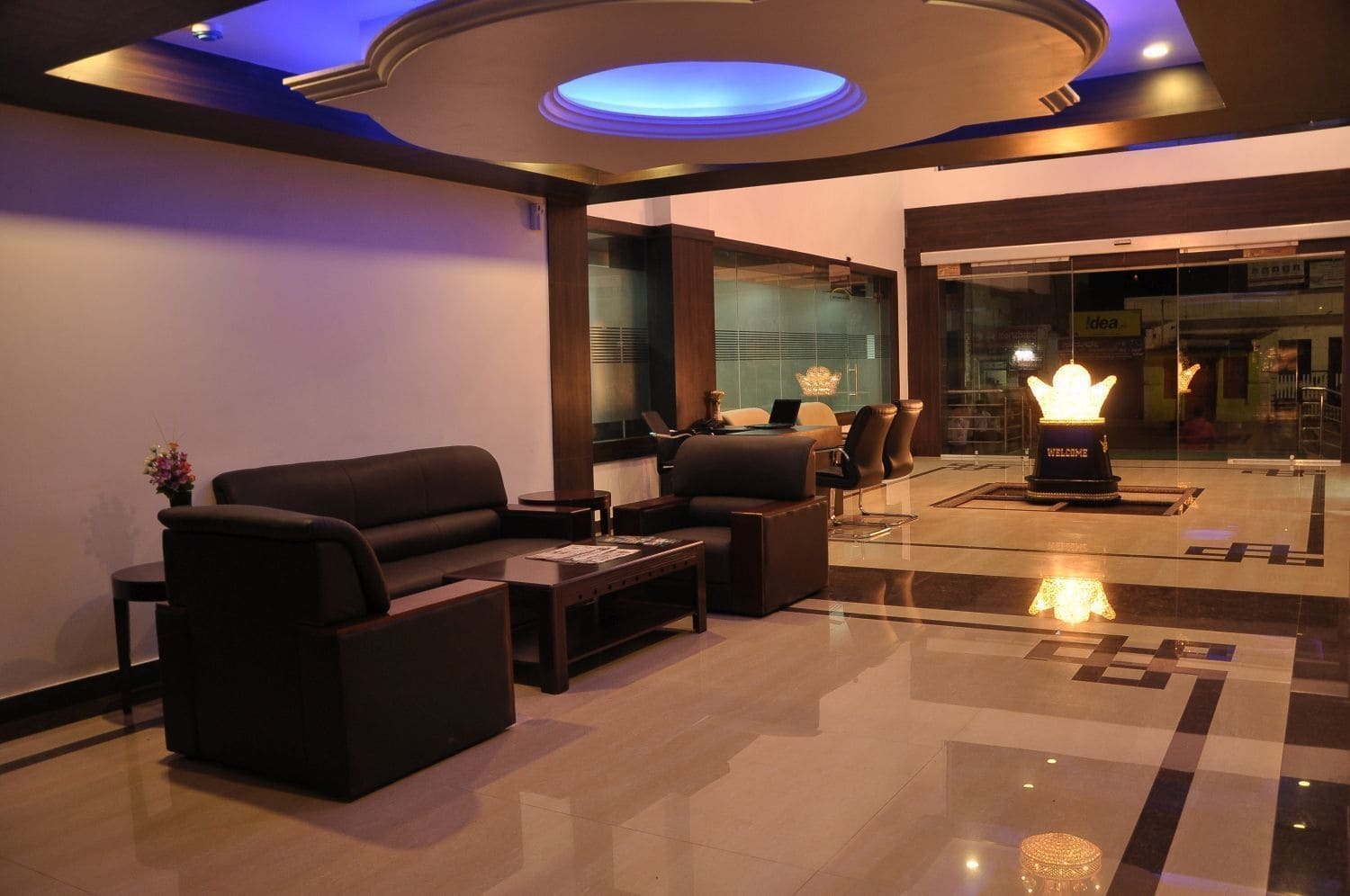 Grand Clarks Inn Badami Bagian luar foto